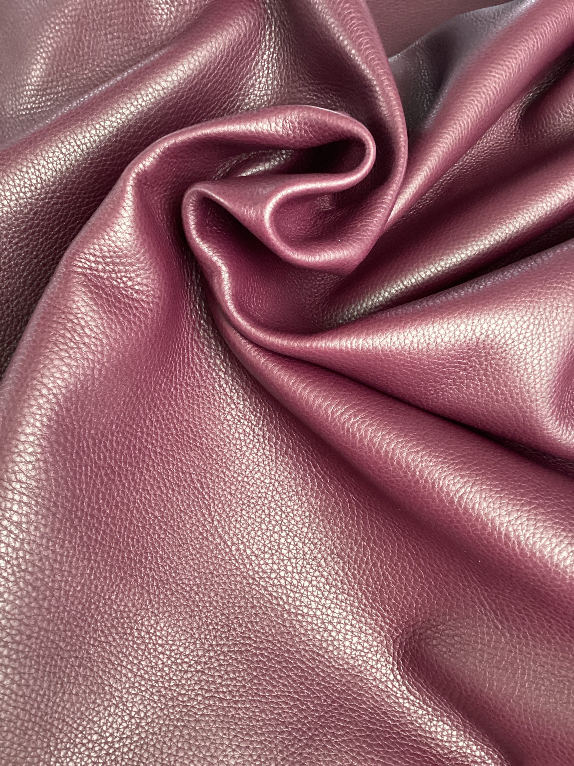 Plum Italian Pebble 4 oz