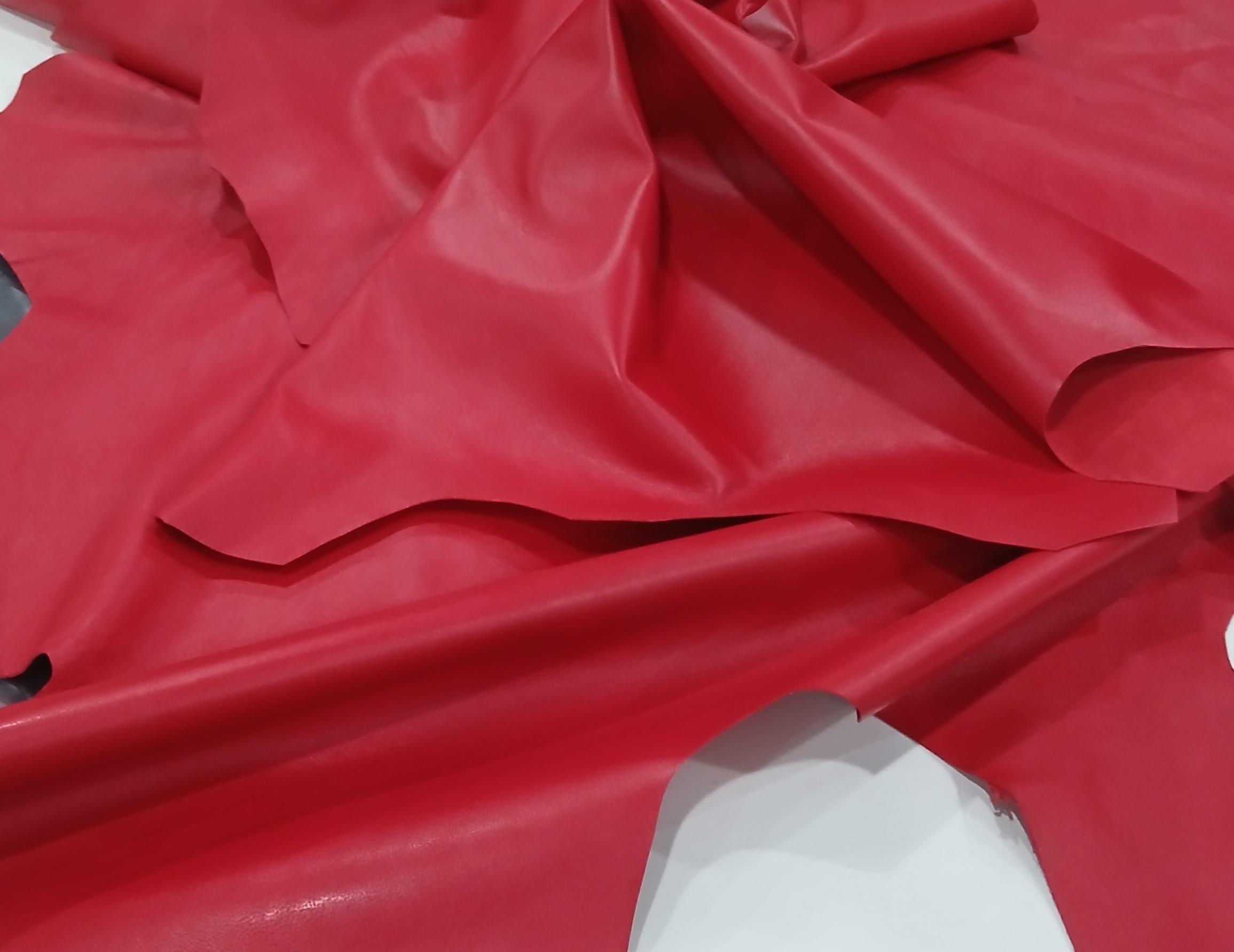 DIOR Red Italian Lambskin 2 oz Medium Temper