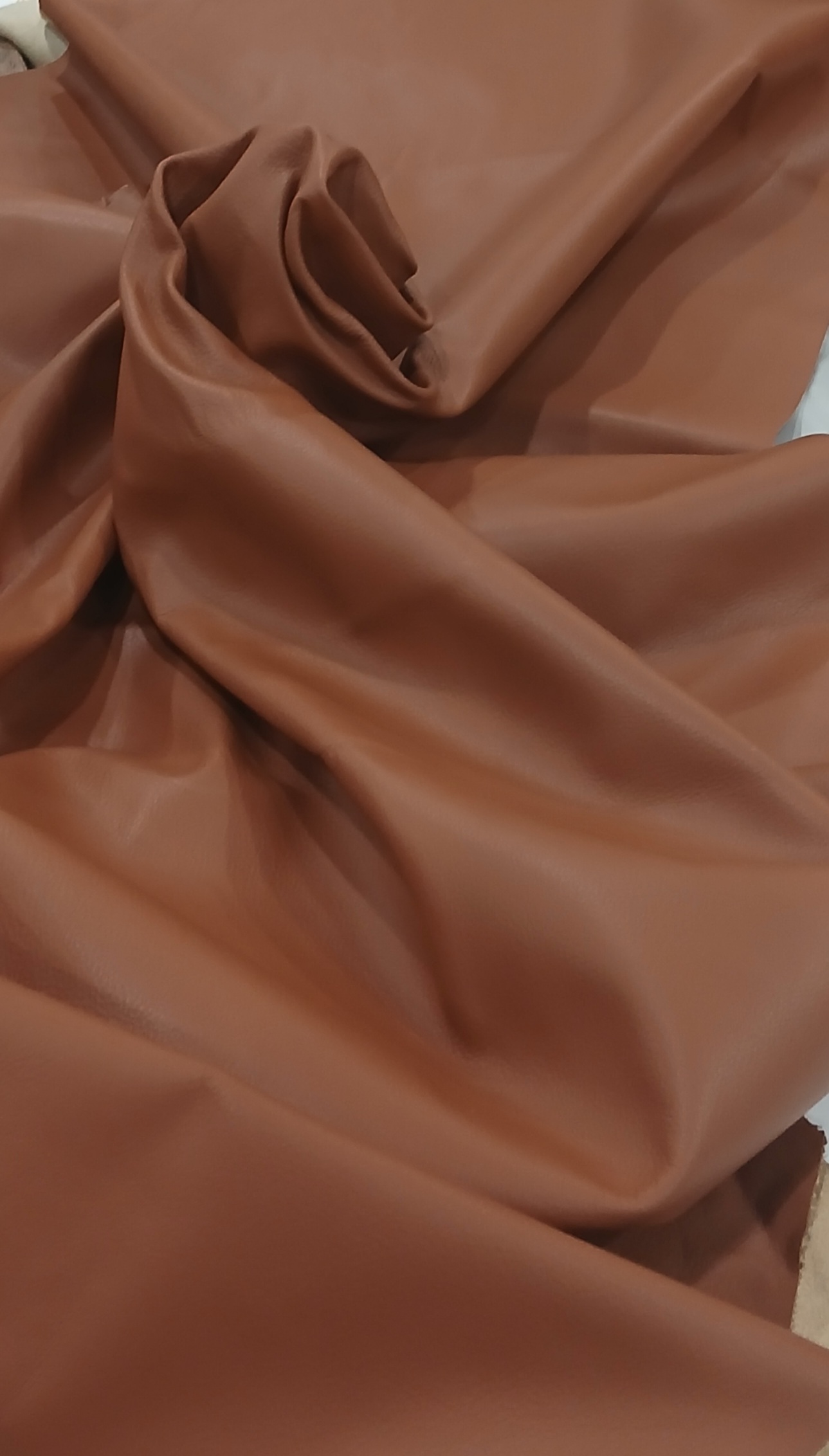 Milan Cognac Pebble Italian