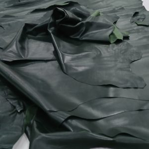 Deep Evergreen Holly Italian Lamb Leather 1.5 oz 6.5ft