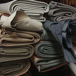 ITALIAN UPHOLSTERY HIDES 3 OZ NEUTRALS 50-60FT