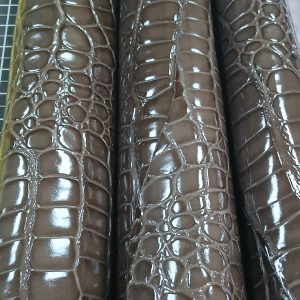 BALENCIAGA CROC UCAMI 2OZ SIDE